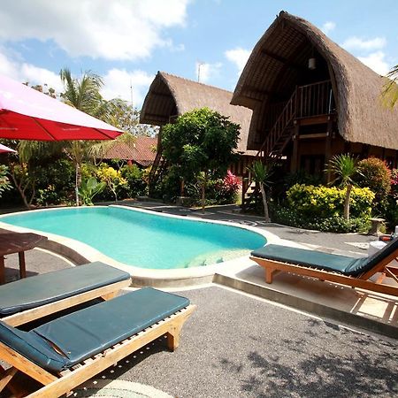 Rambo Homestay Uluwatu Buitenkant foto