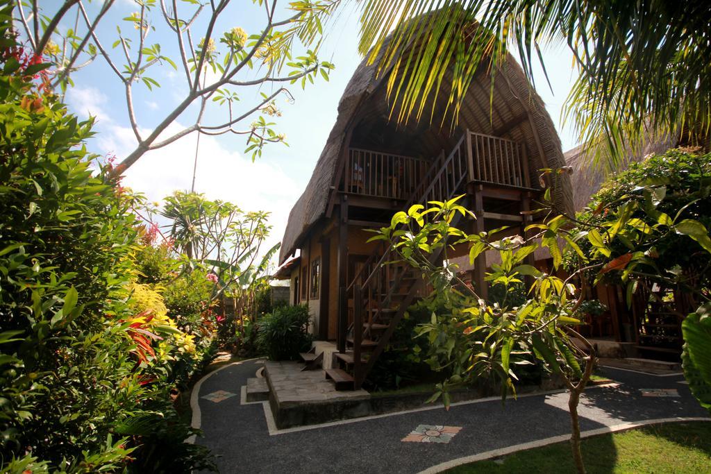 Rambo Homestay Uluwatu Buitenkant foto