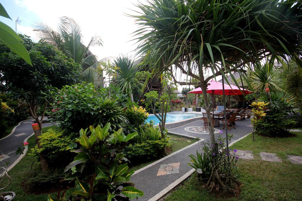 Rambo Homestay Uluwatu Buitenkant foto
