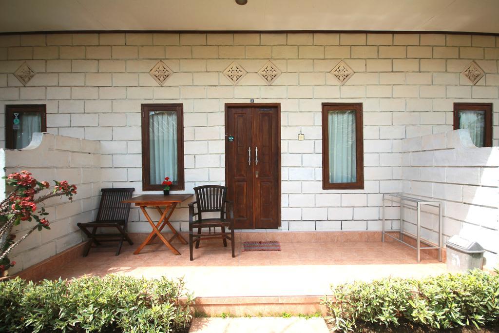 Rambo Homestay Uluwatu Buitenkant foto
