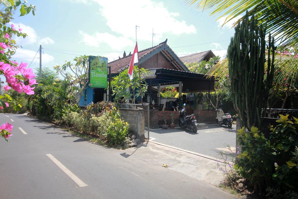 Rambo Homestay Uluwatu Buitenkant foto